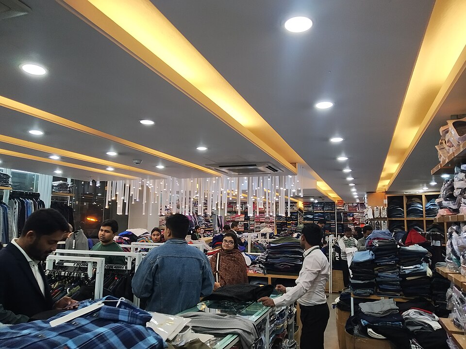weekend jobs — Saturday work in a retail store